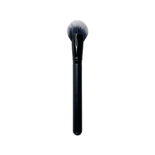 Cheek Fan Brush - MannyQuin